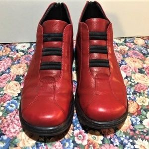 Women's Dansko leather shoes